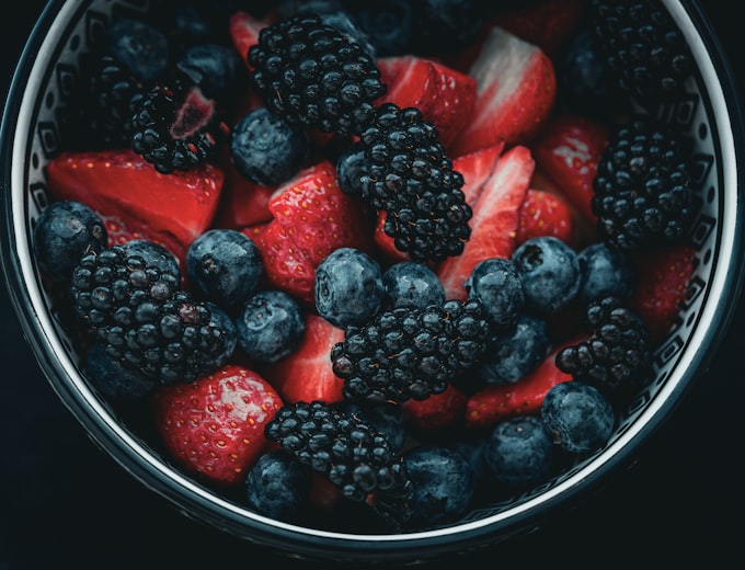 Frische Beeren in einer Schale